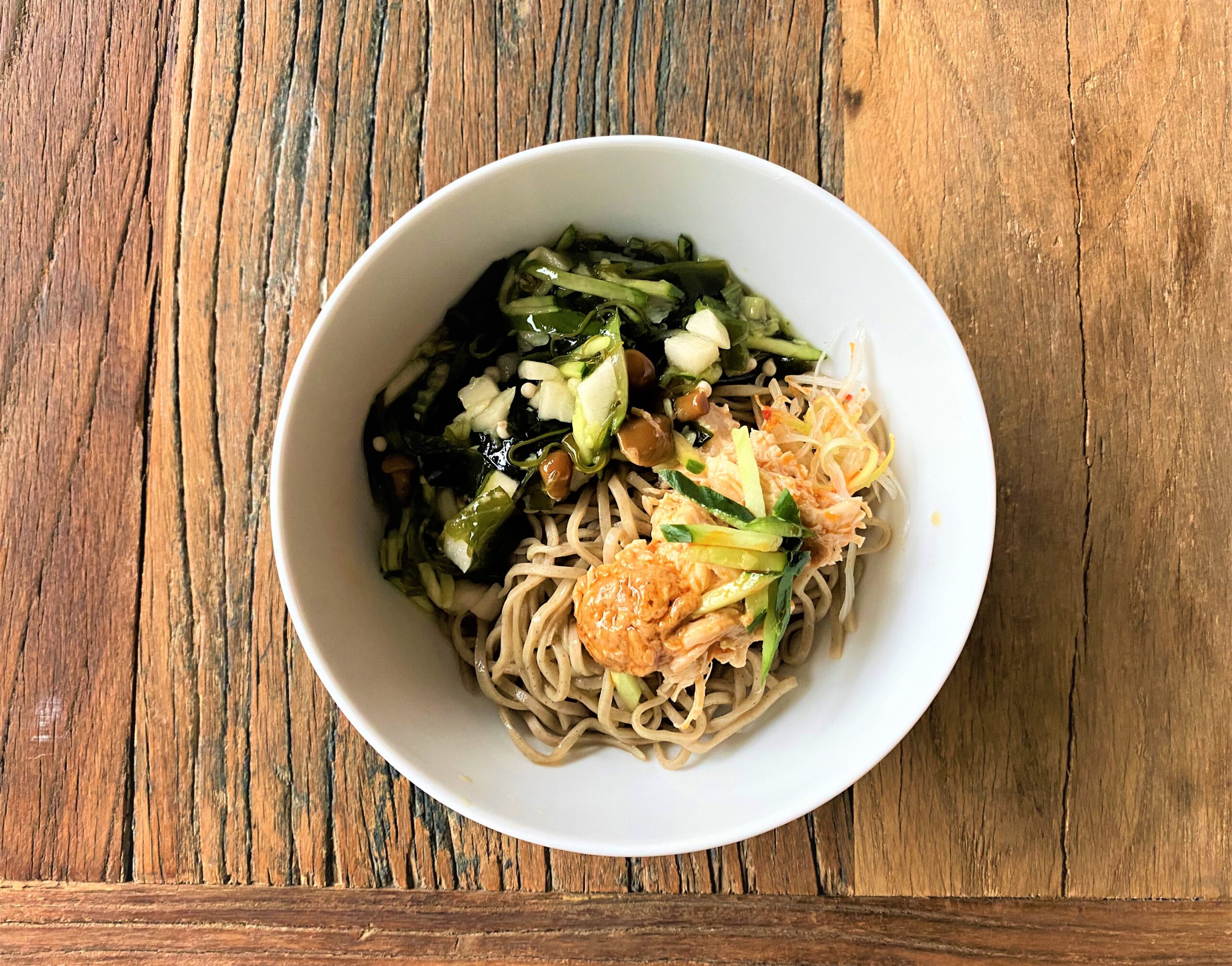 コンビニレシピ（ネバネバ野菜冷鶏ソバ）