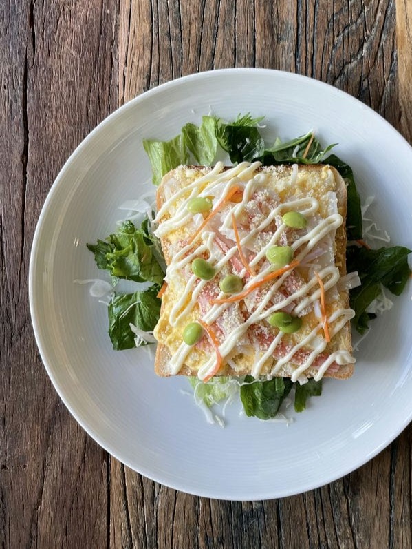 コンビニレシピ（カニカマたまごサラダパン）│フードスタイリスト